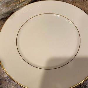 Lenox Cosmopolitan Collection Hayworth pattern 4 salad plates